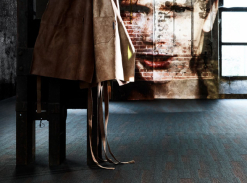 Designový koberec Field z recyklovaného vlákna