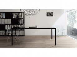 Flat - jídelní stůl