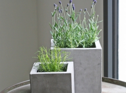 LOOOOX květináč kostka beton