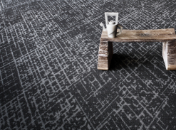Designový koberec Canyon z recyklovaného vlákna