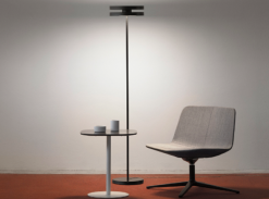 LED MACHINE - stojací osvětlení