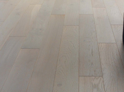 Dubová podlaha PERLINE DIVA 139