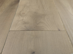 Dřevěná podlaha European Elm