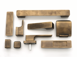 Antimikrobiální mosazné kování