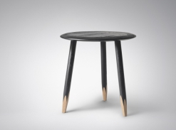 Stolek Hoof od &tradition