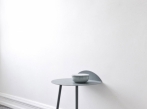 Stolek Yeh yeh-wall-table2
